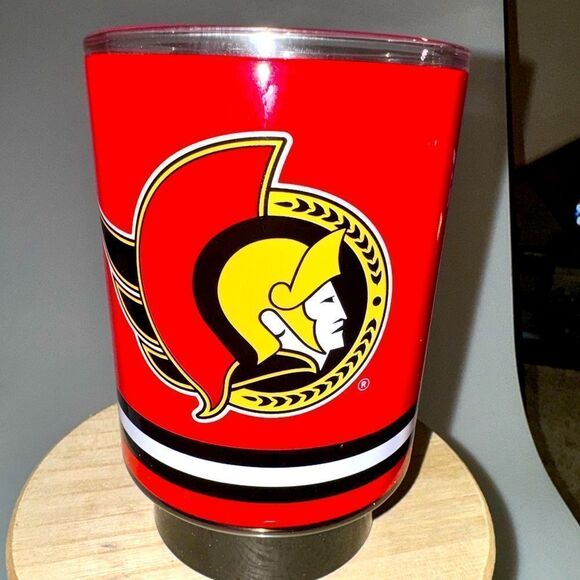 OTTAWA SENATORS SCENTSY WAX WARMER NEW HOCKEY - Picture 1 of 2